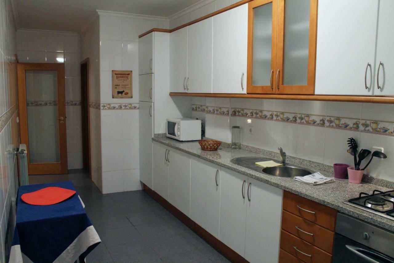 Oporto Apartment Canide Beach บีลาโนวาเดกายา ภายนอก รูปภาพ
