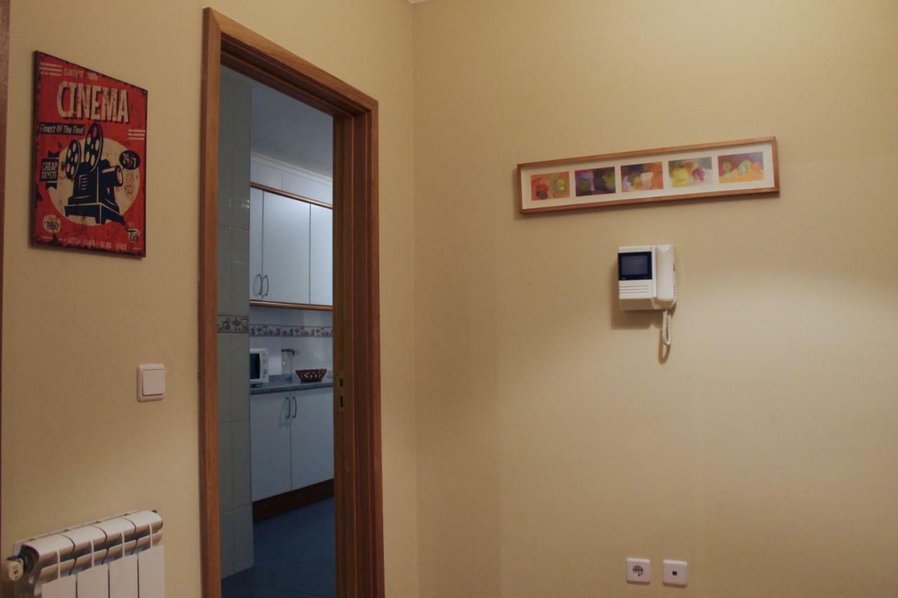 Oporto Apartment Canide Beach บีลาโนวาเดกายา ภายนอก รูปภาพ